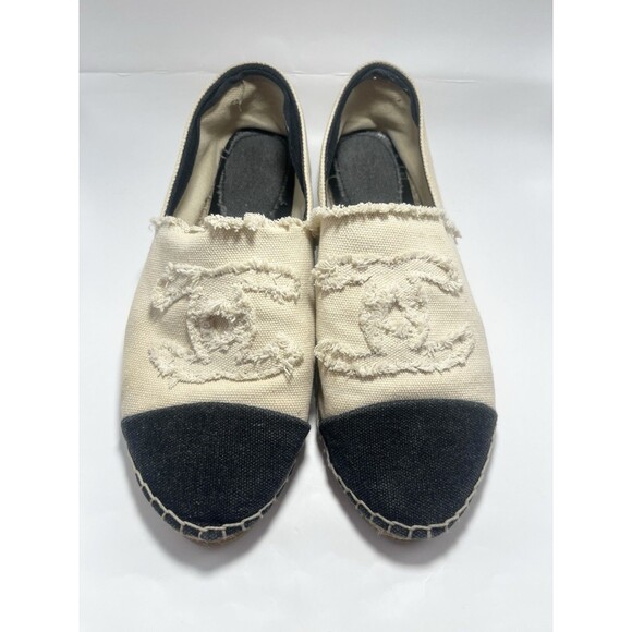Chanel Espadrilles Canvas Cream and Black CC Logo Cotton Bi-Color Sz 41 US 9/10 - Picture 2 of 11